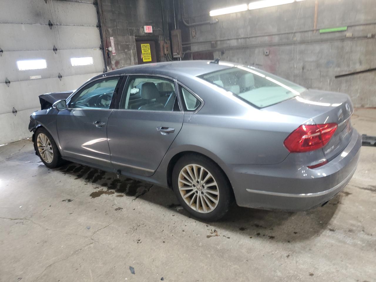 2016 Volkswagen Passat VIN 1VWBT7A39GC004801 Copart auction photo, front end damage thumbnail 2