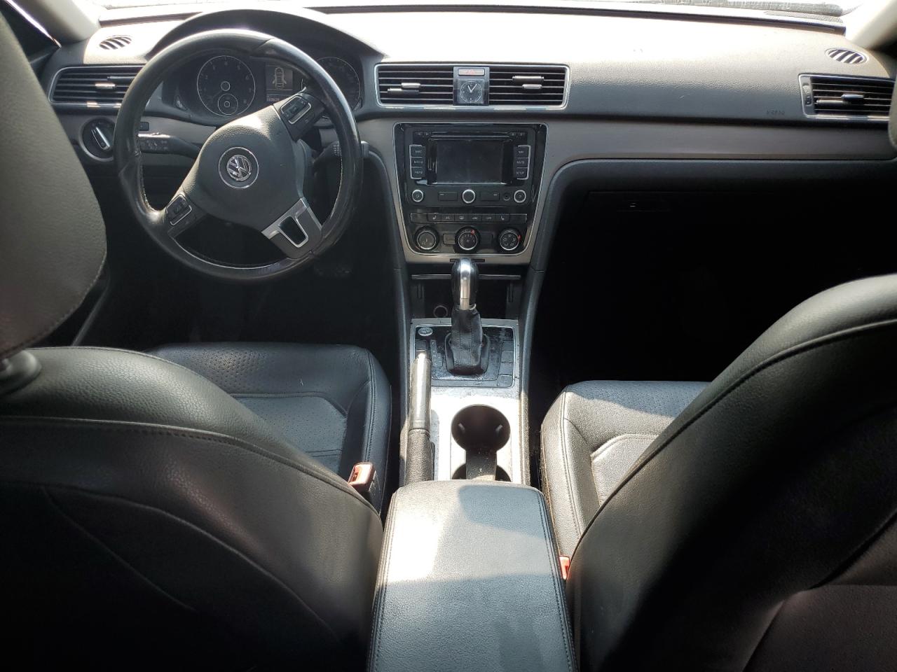 2014 Volkswagen Passat VIN 1VWBT7A37EC111682 Copart auction photo, side damage thumbnail 8