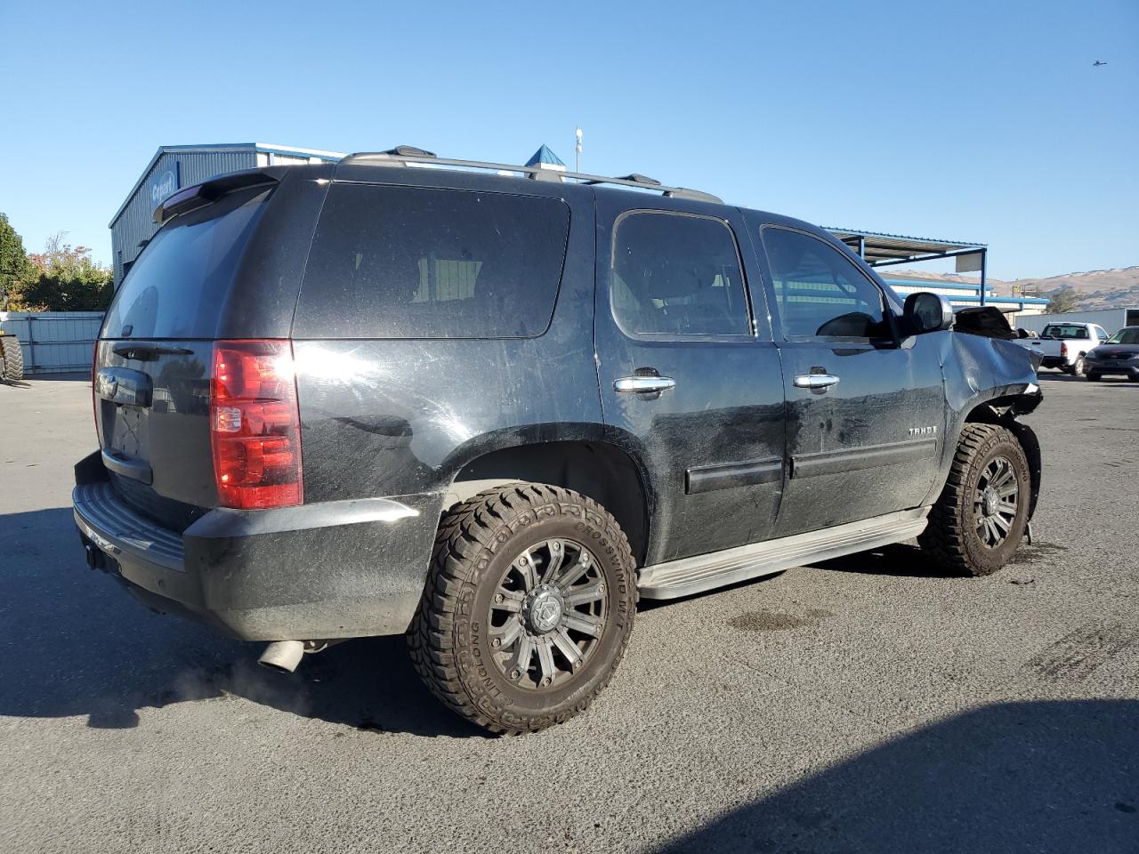 2014 Chevrolet Tahoe VIN 1GNSCAE05ER248852 Copart auction photo, front end damage thumbnail 3