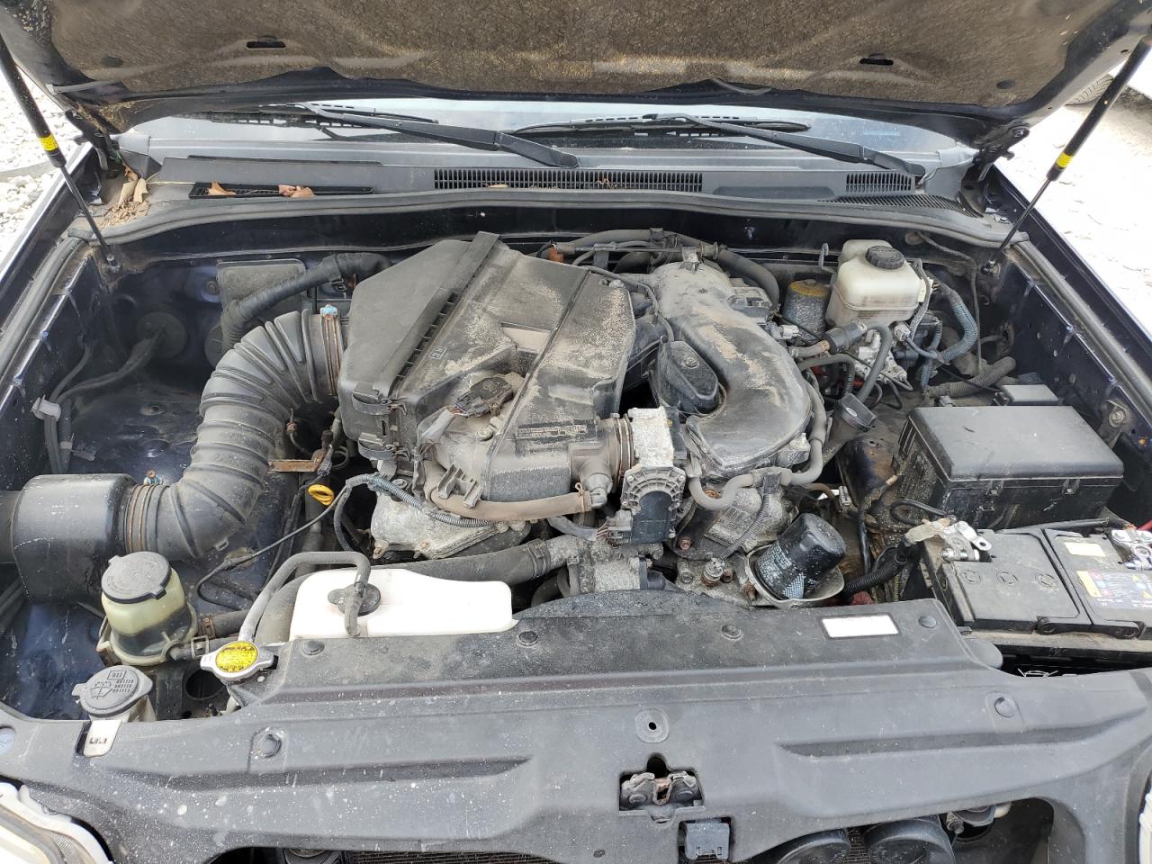 2006 Toyota 4Runner VIN JTEZU14R668060705 Copart auction photo, front end / minor dent/scratches damage thumbnail 12