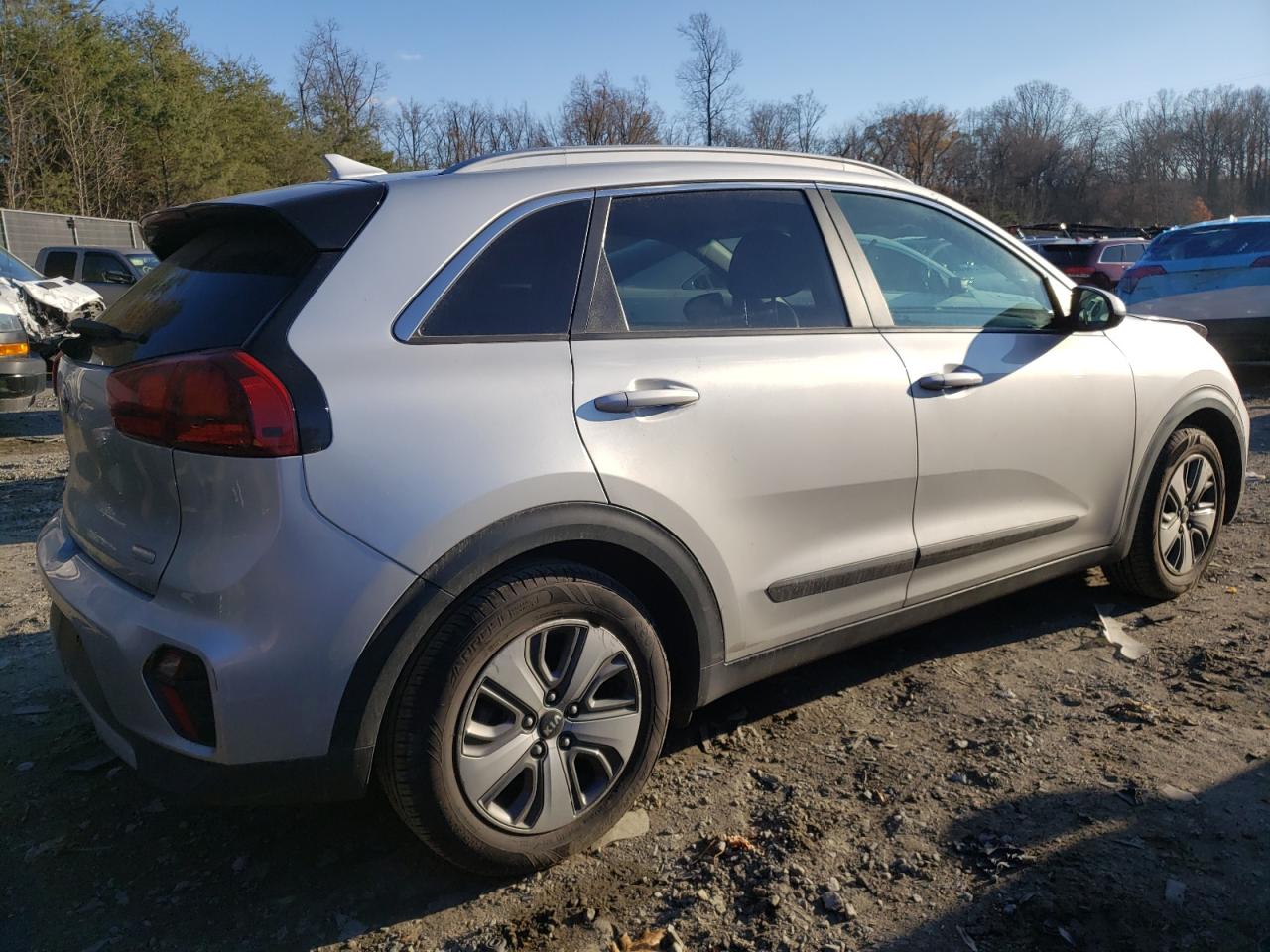 2020 KIA Niro VIN KNDCB3LC8L5396054 Copart auction photo, front end damage thumbnail 3