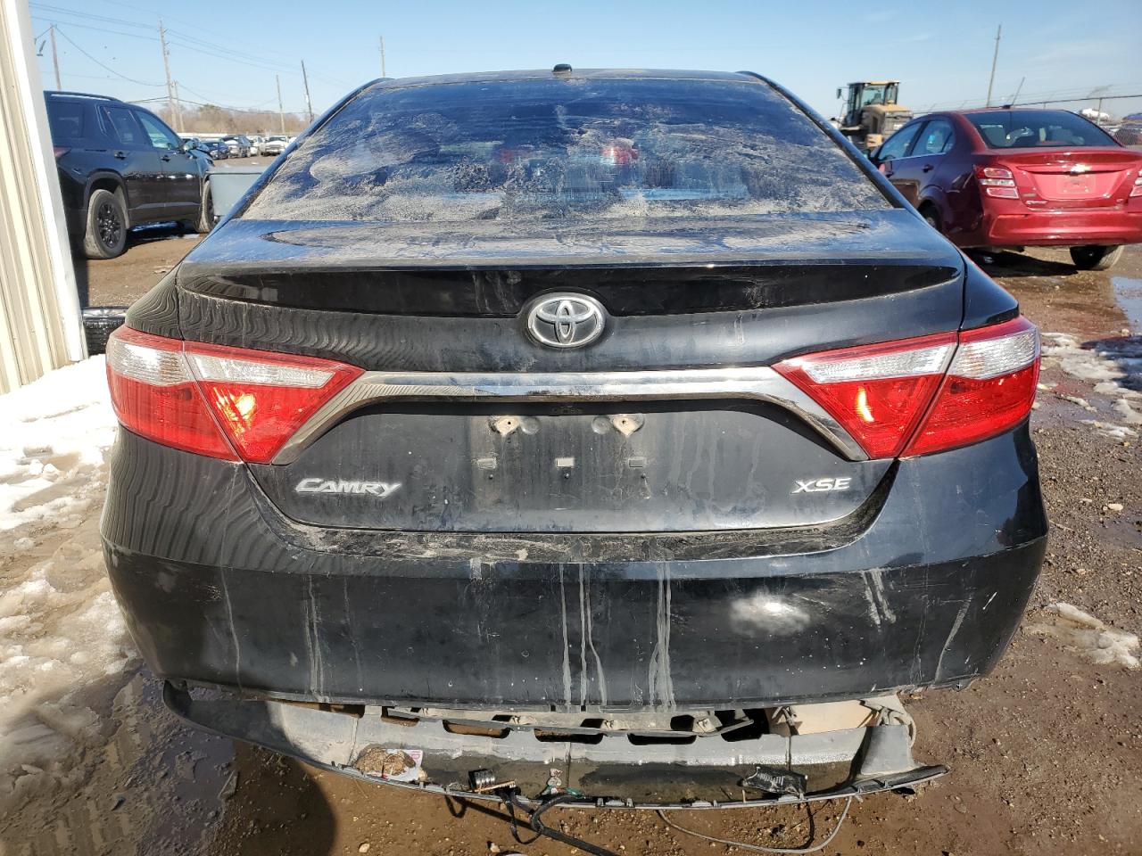 2015 Toyota Camry VIN 4T1BF1FK6FU492083 Copart auction photo, front end / rear end damage thumbnail 6