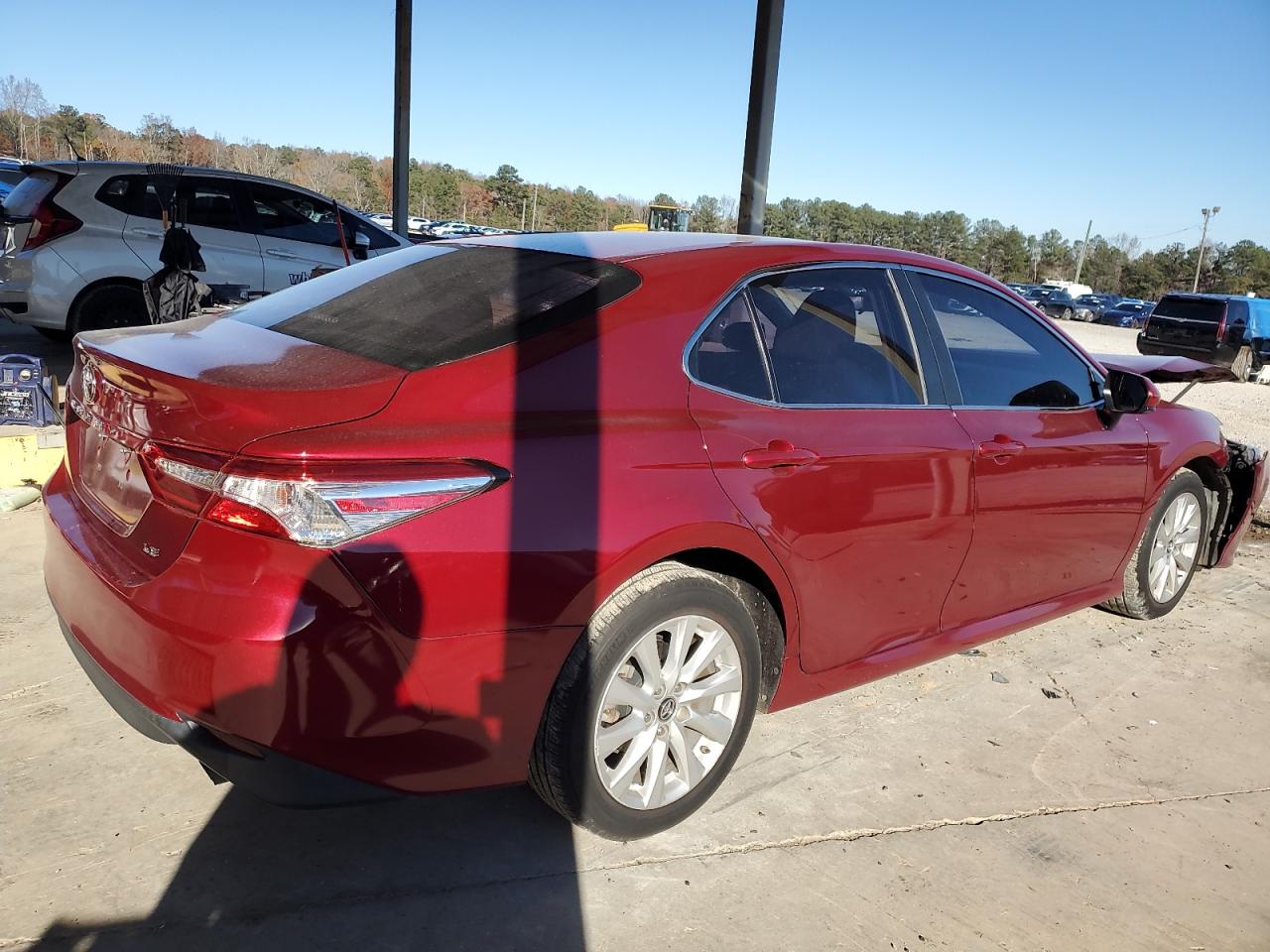 2018 Toyota Camry VIN 4T1B11HK8JU649276 Copart auction photo, front end damage thumbnail 3