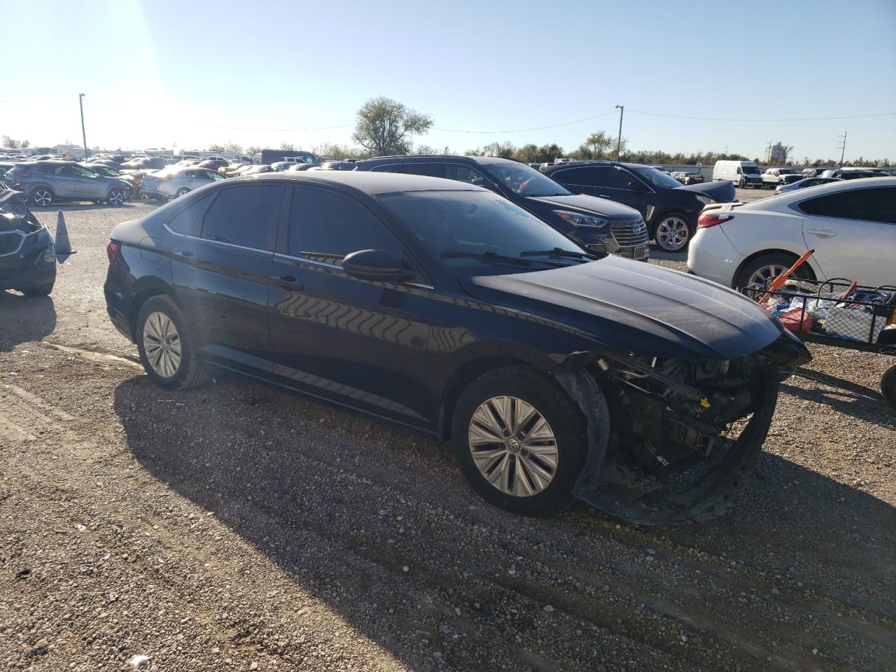 2020 Volkswagen Jetta VIN 3VWCB7BU1LM041543 Copart auction photo, front end damage thumbnail 4