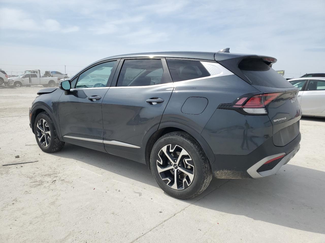 2023 KIA Sportage VIN 5XYK33AF8PG100436 Copart auction photo, front end / minor dent/scratches damage thumbnail 2