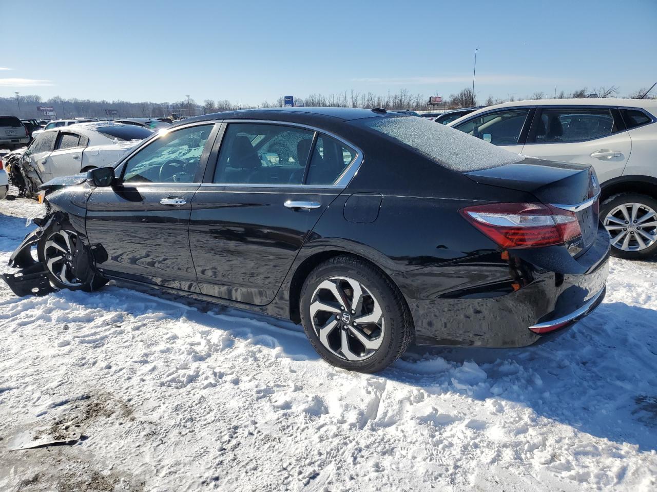 2017 Honda Accord VIN 1HGCR2F84HA034221 Copart auction photo, front end damage thumbnail 2