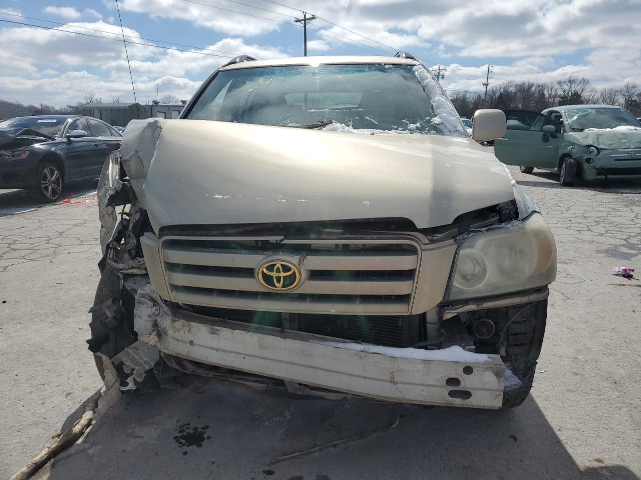 2004 Toyota Highlander VIN JTEDP21A040018595 Copart auction photo, front end damage thumbnail 5