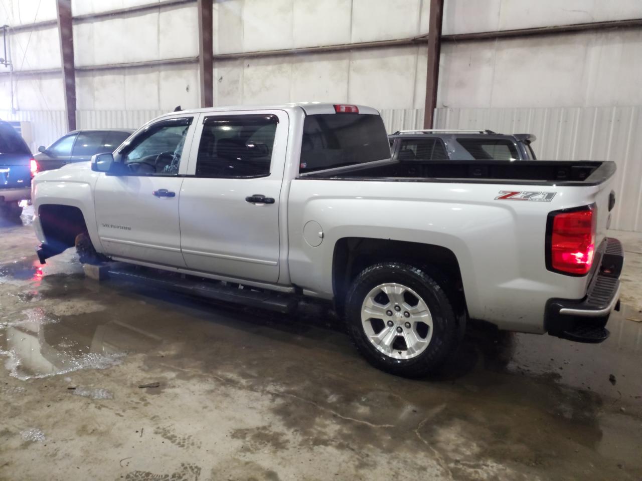 2017 Chevrolet Silverado VIN 3GCUKREC8HG364936 Copart auction photo, front end damage thumbnail 2