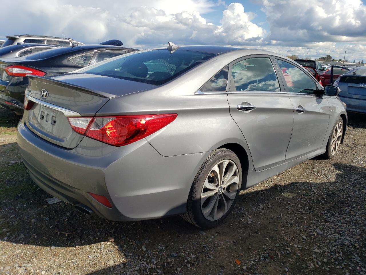 2014 Hyundai Sonata VIN 5NPEC4AC0EH862934 Copart auction photo, undercarriage damage thumbnail 3