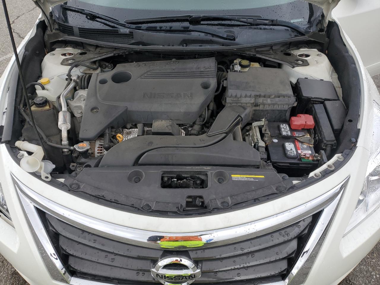 2015 Nissan Altima VIN 1N4AL3AP6FN916188 Copart auction photo, minor dent/scratches damage thumbnail 12