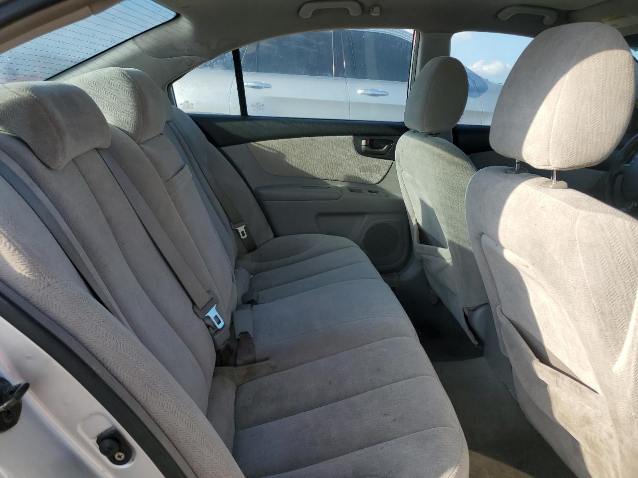 2007 KIA Optima VIN KNAGE123375113383 Copart auction photo, front end / minor dent/scratches damage thumbnail 10