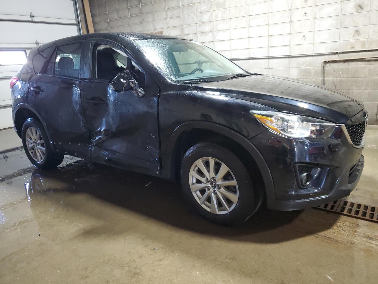 2015 Mazda CX-5 VIN JM3KE4CY7F0440350 Copart auction photo, side damage thumbnail 4