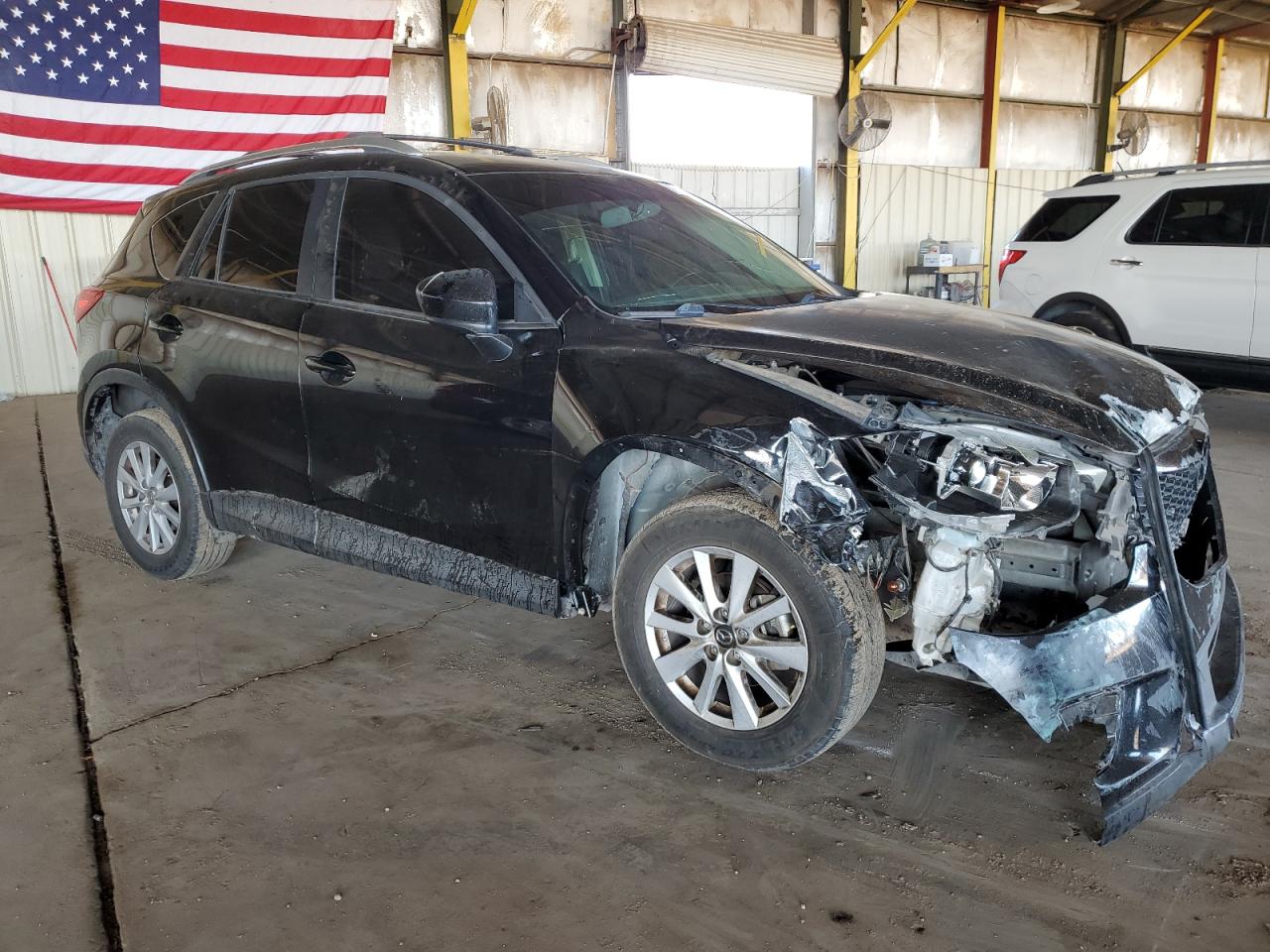 2014 Mazda CX-5 VIN JM3KE2CY4E0379574 Copart auction photo, front end damage thumbnail 4