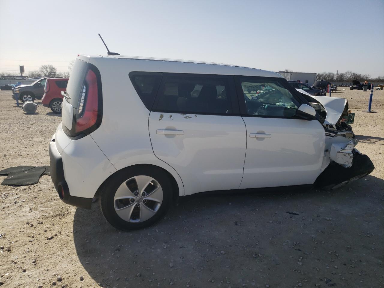 2016 KIA Soul VIN KNDJN2A27G7266330 Copart auction photo, front end damage thumbnail 3