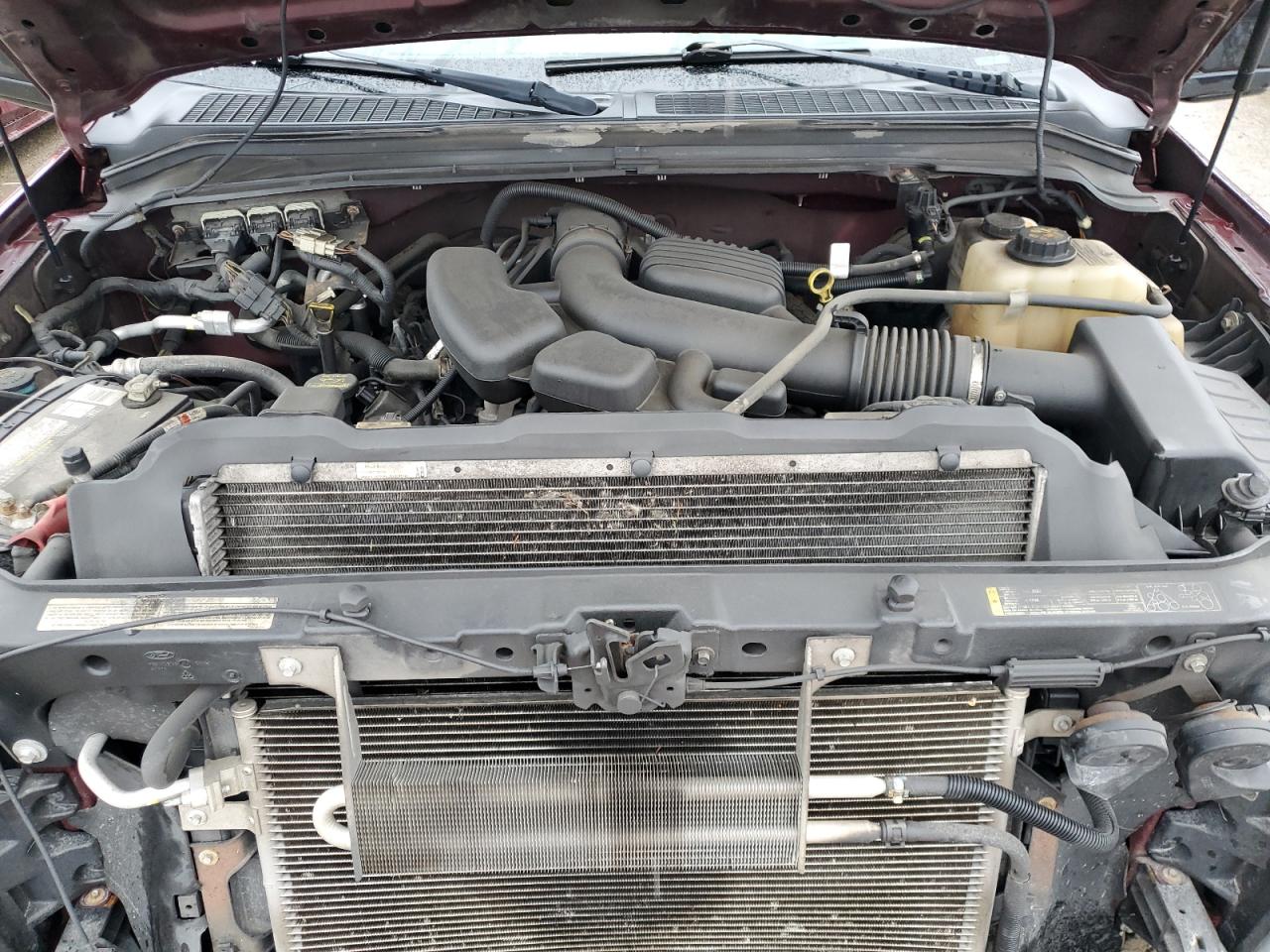 2009 Ford F250 VIN 1FTNF21539EA69923 Copart auction photo, front end / side damage thumbnail 11