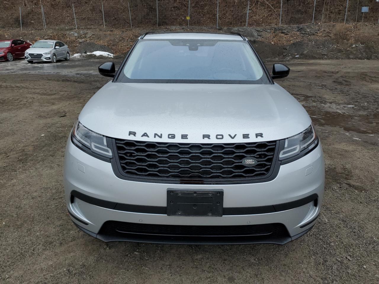 2019 Land Rover Range Rover VIN SALYB2FVXKA221154 Copart auction photo, rear end / minor dent/scratches damage thumbnail 5