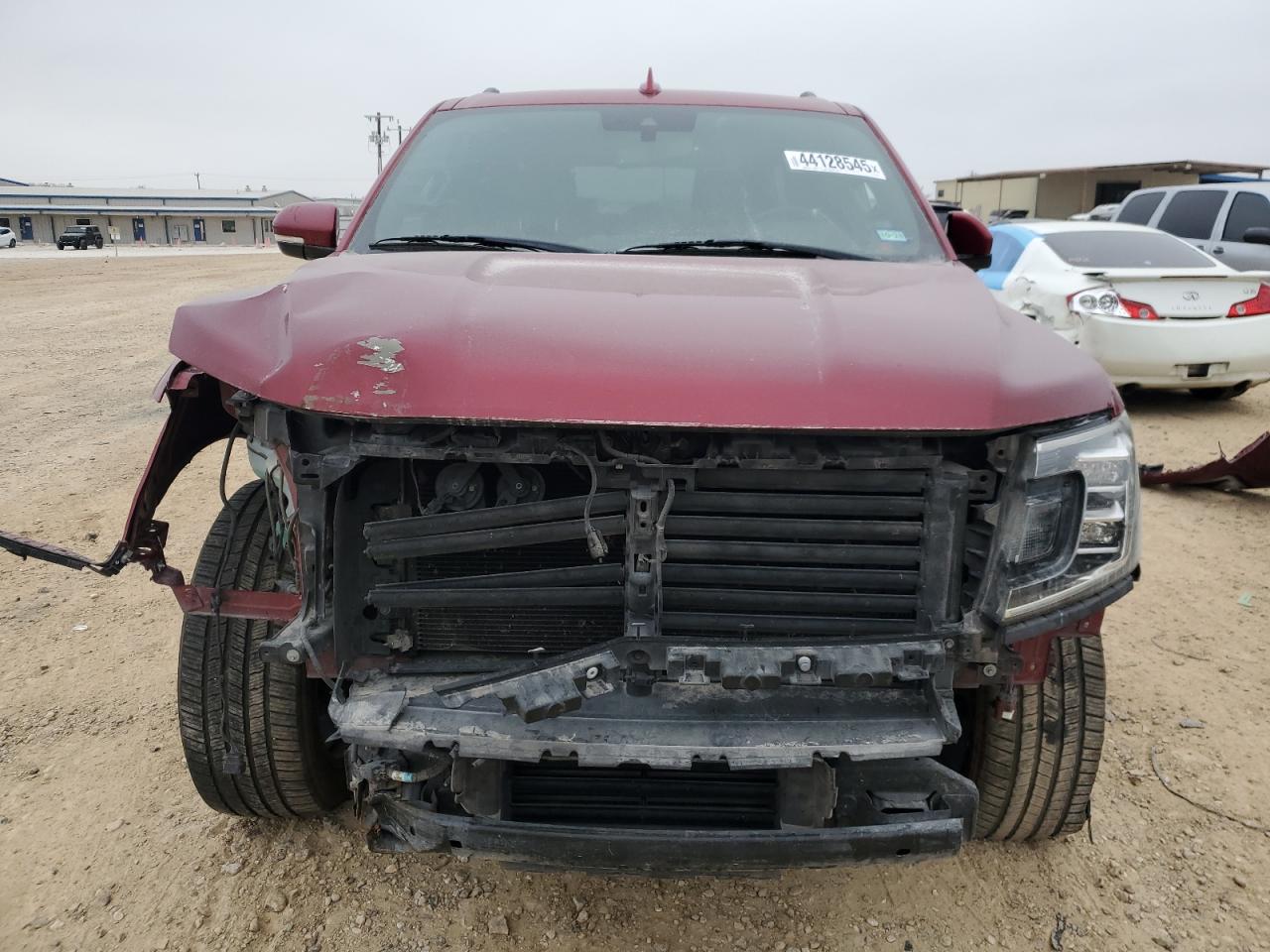2019 Ford Expedition VIN 1FMJK1KT7KEA37818 Copart auction photo, front end / minor dent/scratches damage thumbnail 5