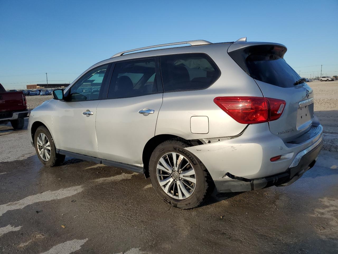 2019 Nissan Pathfinder VIN 5N1DR2MM9KC637238 Copart auction photo, rear end / minor dent/scratches damage thumbnail 2