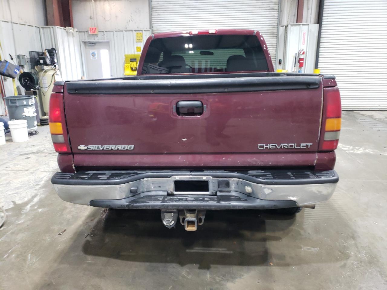 2002 Chevrolet Silverado VIN 2GCEK19T121393968 Copart auction photo, front end damage thumbnail 6