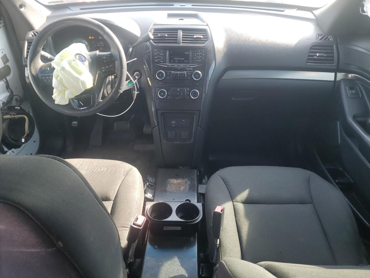 2016 Ford Explorer VIN 1FM5K8AR8GGA36785 Copart auction photo, front end / side damage thumbnail 8
