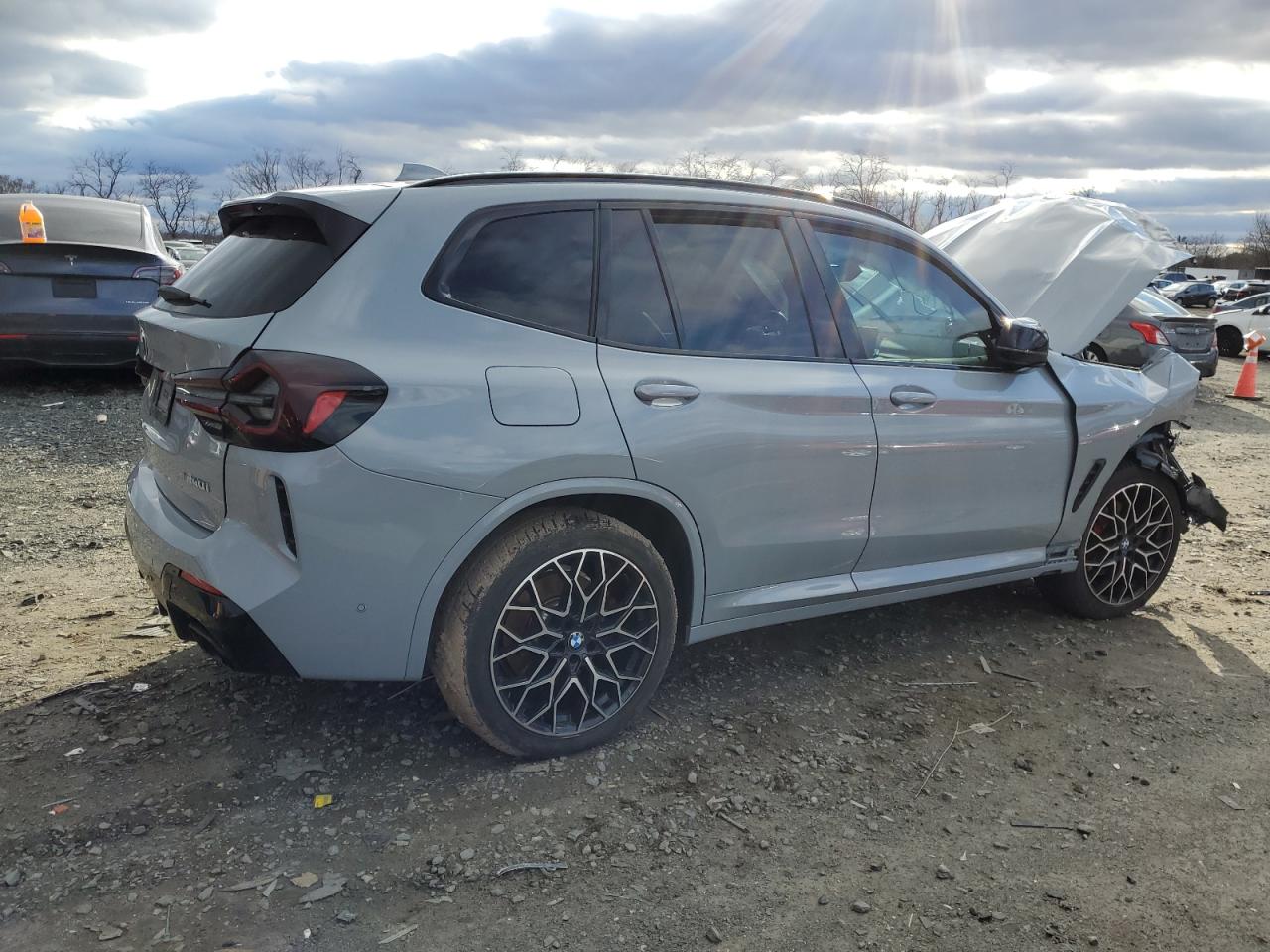 2024 BMW X3 M VIN 5UX83DP01R9W43956 Copart auction photo, front end / minor dent/scratches damage thumbnail 3