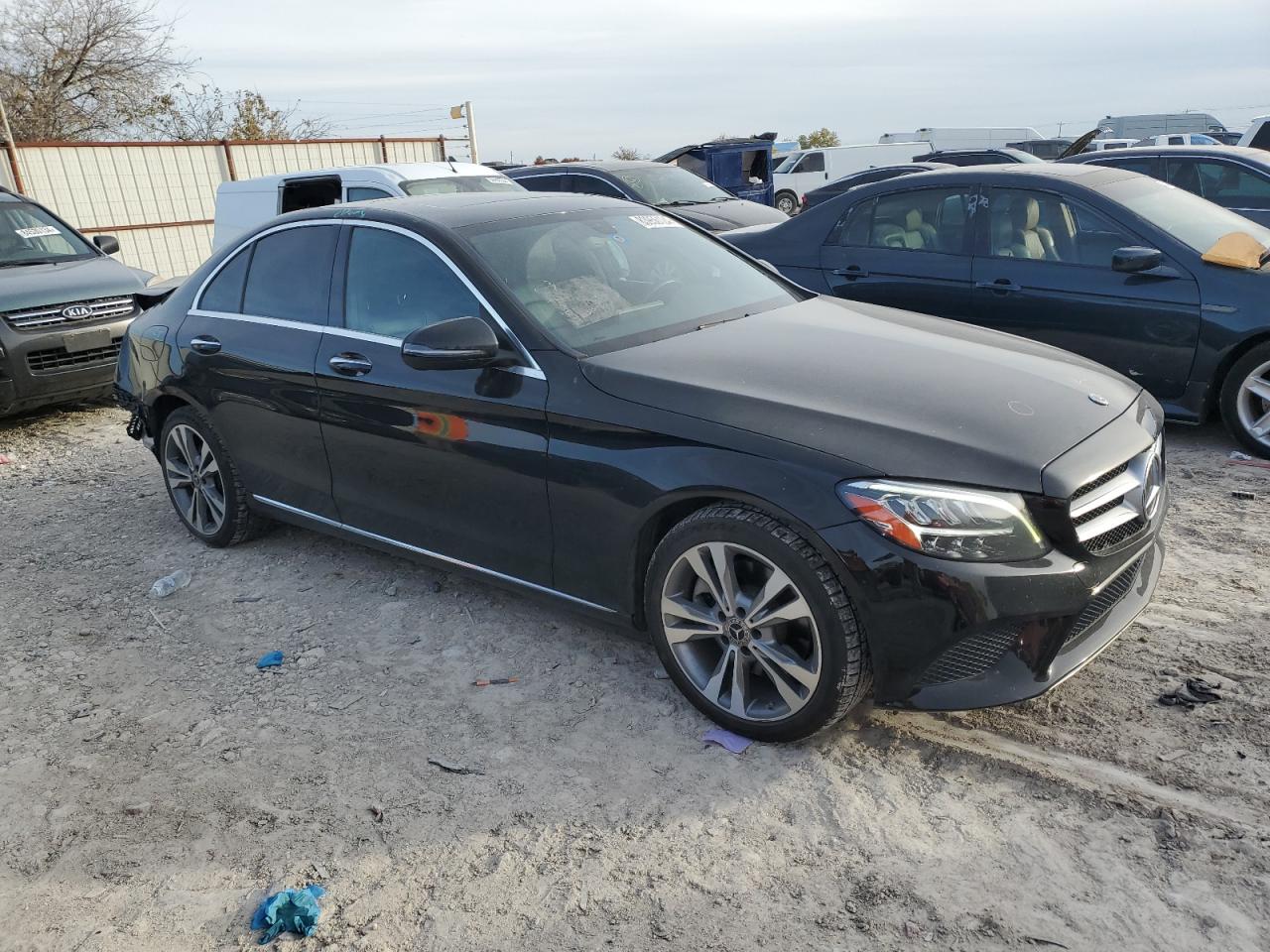 2019 Mercedes-Benz C-klasse VIN 55SWF8DB3KU319978 Copart auction photo, rear end / minor dent/scratches damage thumbnail 4