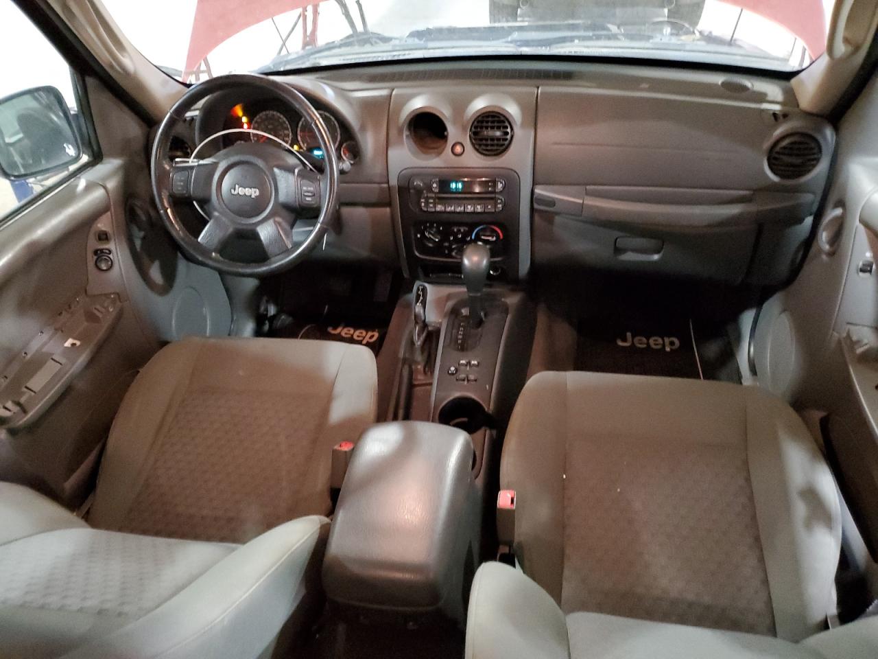2006 Jeep Liberty (North America) VIN 1J4GL48KX6W252423 Copart auction photo, rear end / minor dent/scratches damage thumbnail 8