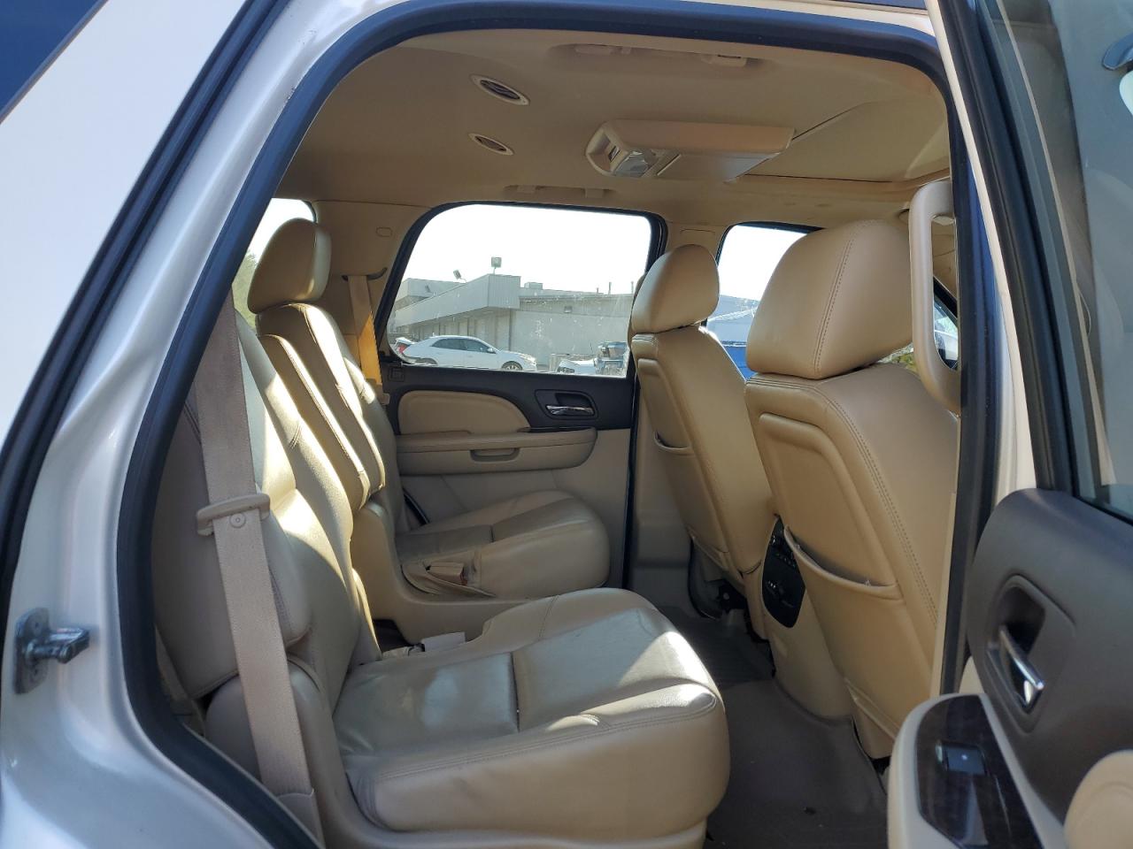 2013 GMC Yukon VIN 1GKS2EEF3DR118790 Copart auction photo, normal wear / mechanical damage thumbnail 11