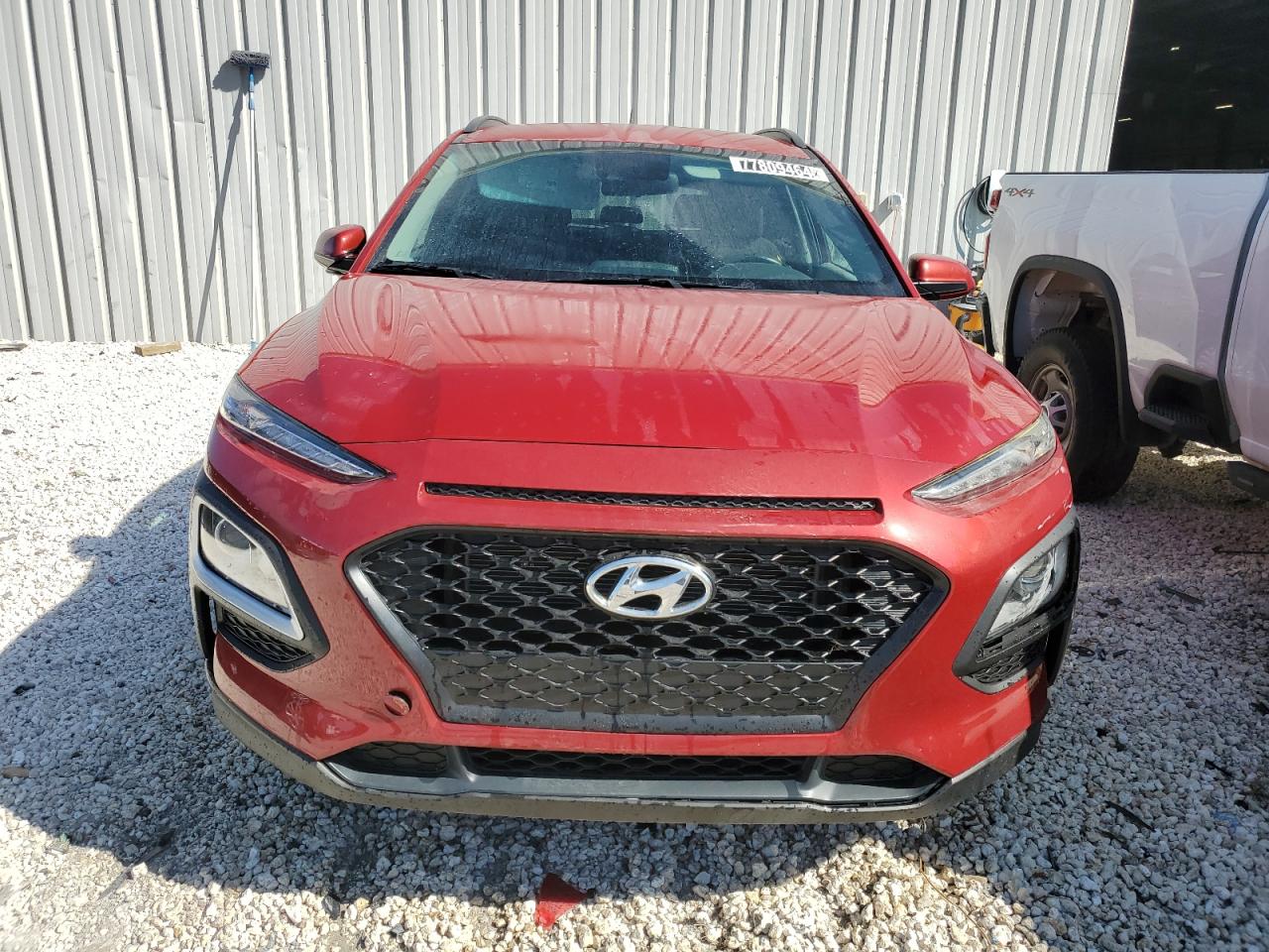 2020 Hyundai Kona VIN KM8K2CAAXLU487079 Copart auction photo, side / rear end damage thumbnail 5
