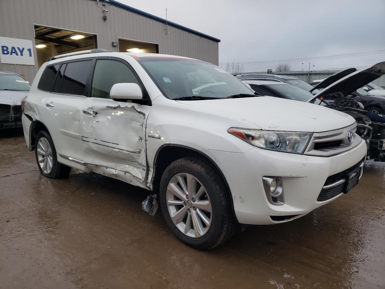 2013 Toyota Highlander VIN JTEDC3EH9D2014297 Copart auction photo, side / rear end damage thumbnail 4