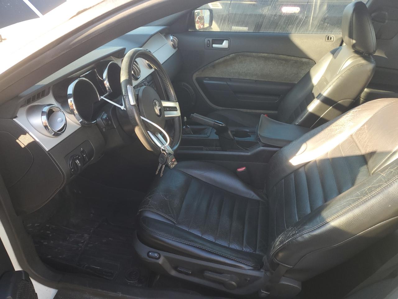 2006 Ford Mustang VIN 1ZVHT82H865243933 Copart auction photo, front end damage thumbnail 7