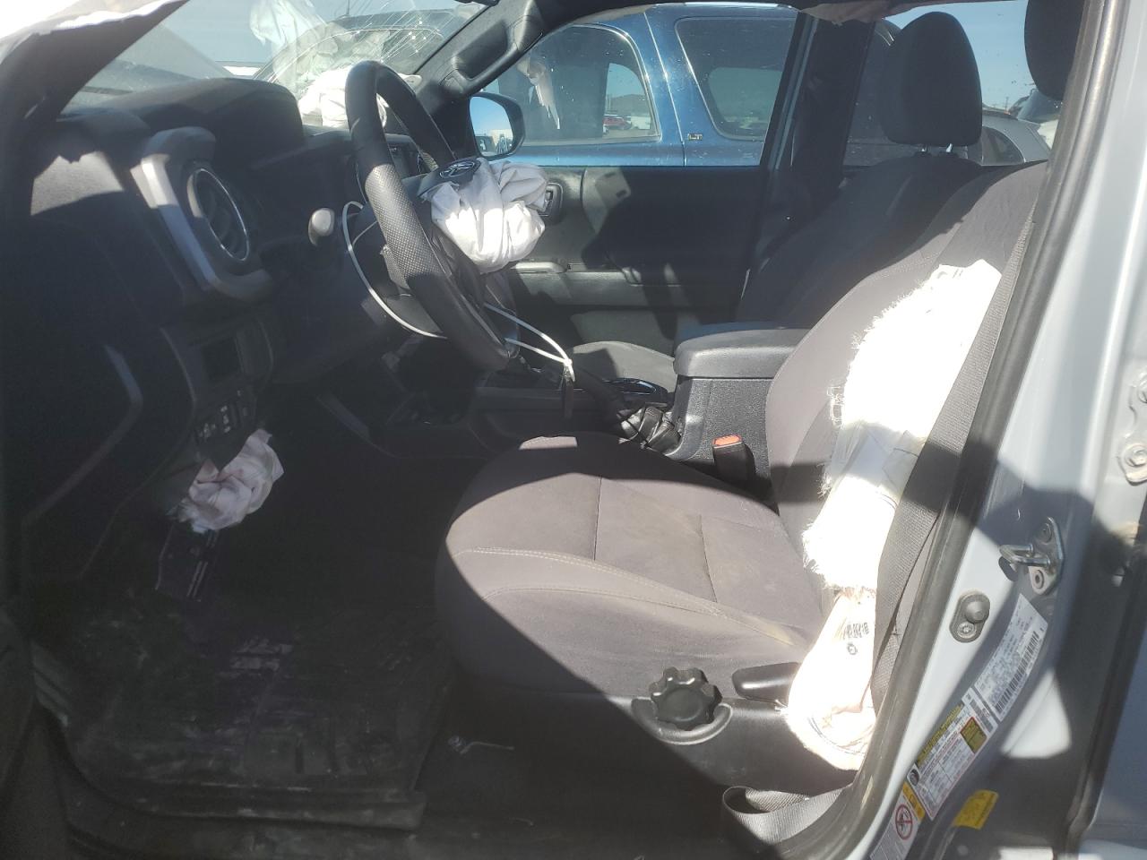 2019 Toyota Tacoma VIN 5TFCZ5AN9KX197559 Copart auction photo, front end damage thumbnail 7