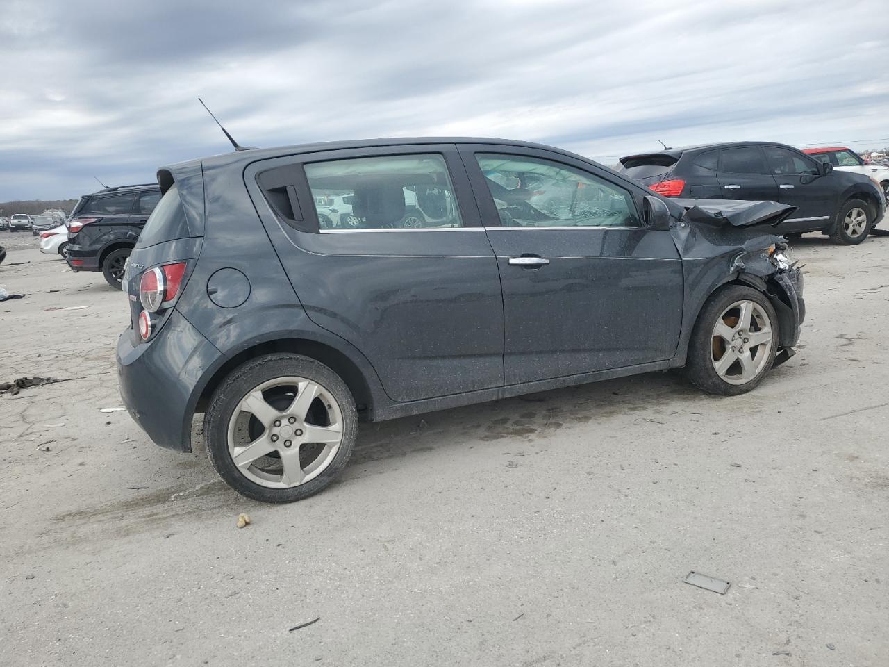 2014 Chevrolet Sonic VIN 1G1JE6SB5E4225546 Copart auction photo, front end damage thumbnail 3