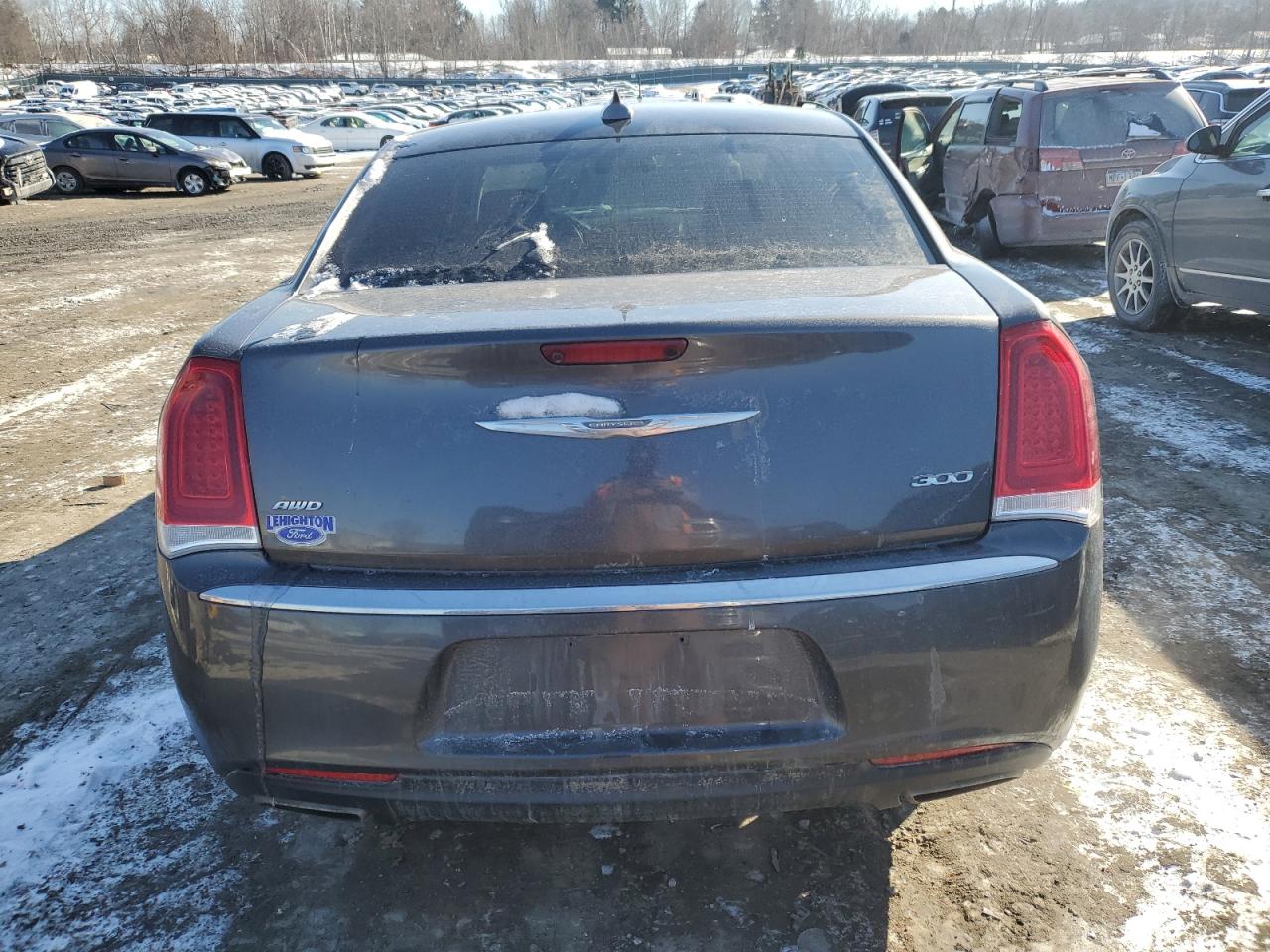 2016 Chrysler 300 VIN 2C3CCARG8GH224816 Copart auction photo, front end / side damage thumbnail 6