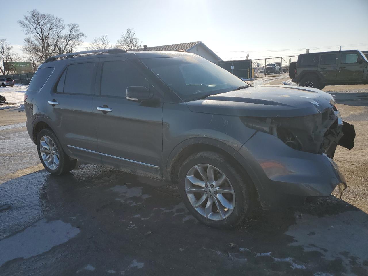 2015 Ford Explorer VIN 1FM5K8D89FGC57717 Copart auction photo, front end damage thumbnail 4