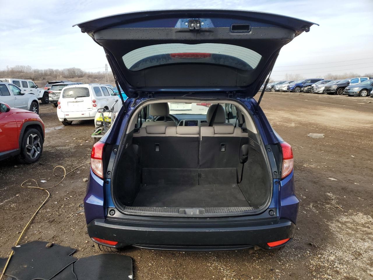 2016 Honda HR-V VIN 3CZRU5H58GM744956 Copart auction photo, rear end damage thumbnail 6