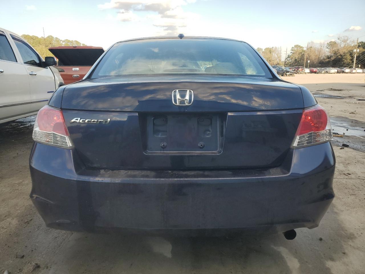 2009 Honda Accord VIN 1HGCP26829A093517 Copart auction photo, front end damage thumbnail 6
