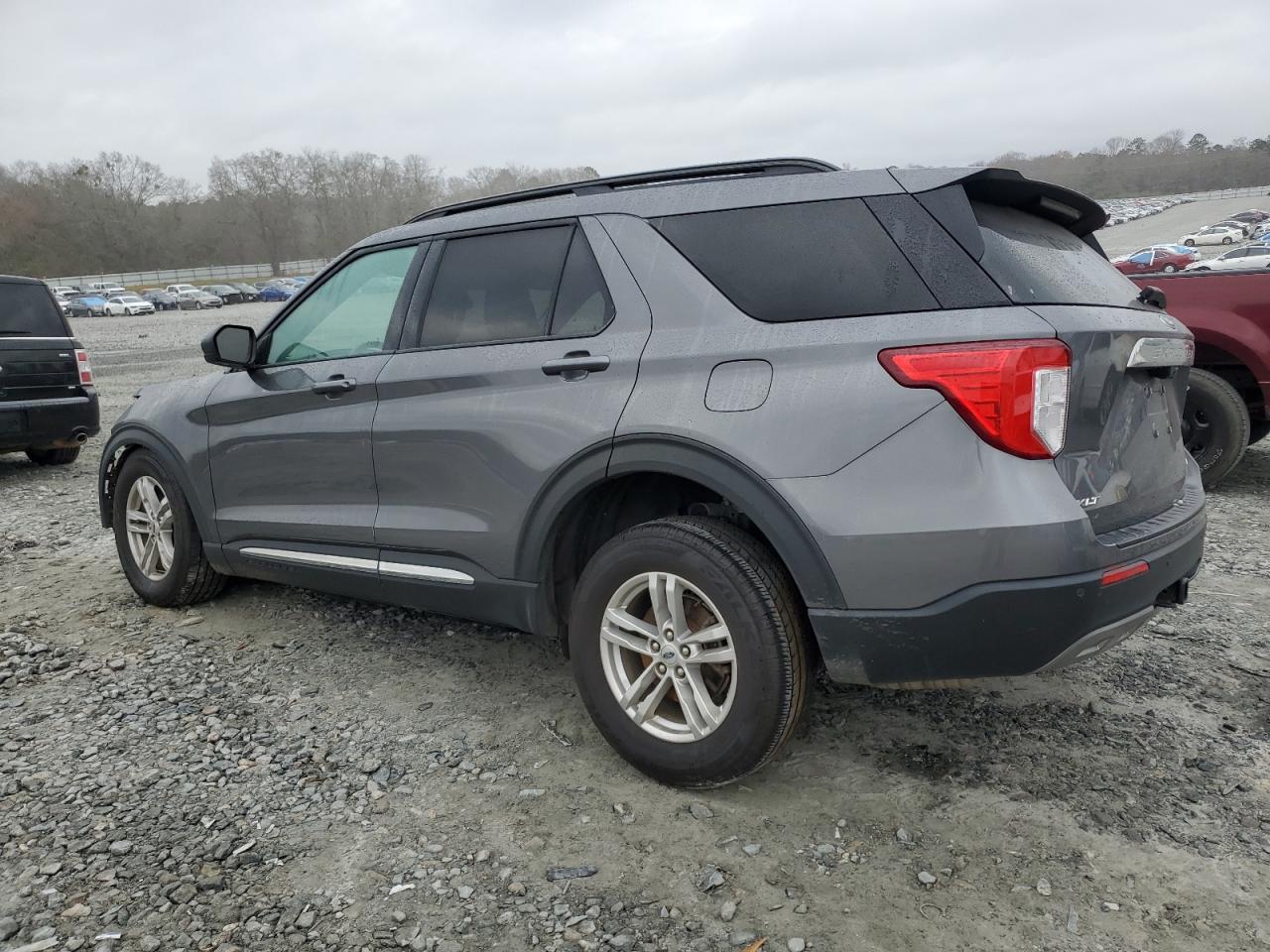 2022 Ford Explorer VIN 1FMSK8DH5NGA10812 Copart auction photo, front end damage thumbnail 2