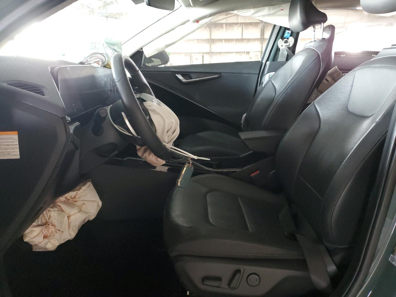 2023 KIA Niro VIN KNDCT3LE1P5045054 Copart auction photo, front end / side damage thumbnail 7
