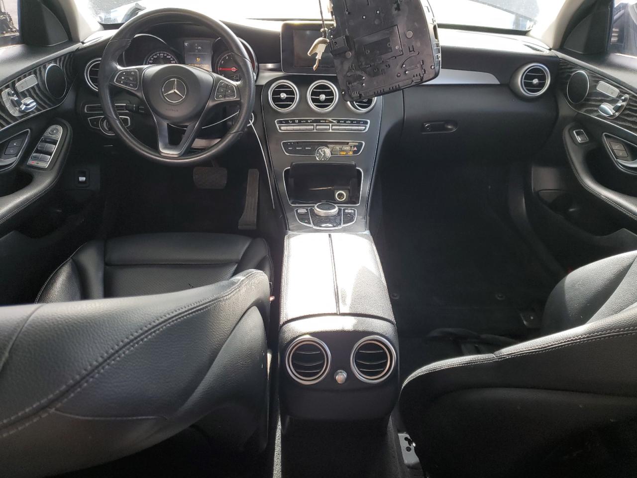 2017 Mercedes-Benz C-klasse VIN 55SWF4JB9HU233788 Copart auction photo, all over damage thumbnail 8