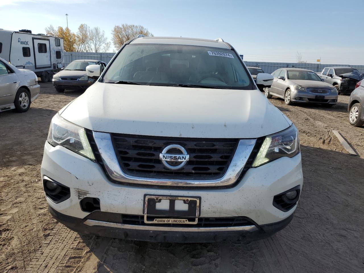2017 Nissan Pathfinder VIN 5N1DR2MM2HC914028 Copart auction photo, rear end / front end damage thumbnail 5