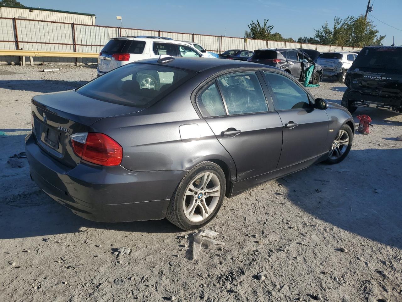 2008 BMW 3er VIN WBAVA37528NL54488 Copart auction photo, side / undercarriage damage thumbnail 3