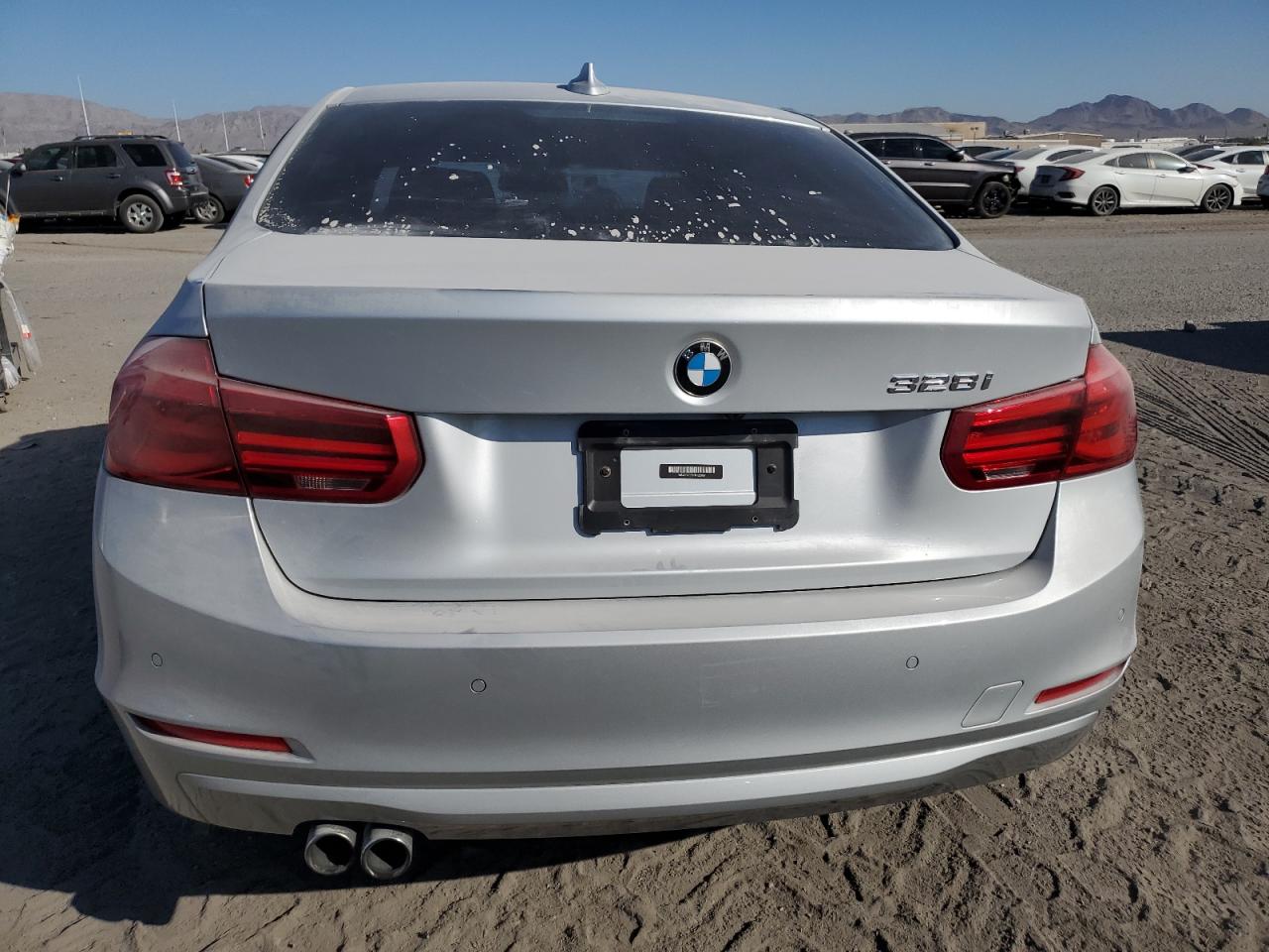 2015 BMW 3er VIN WBA3C1C51FK122667 Copart auction photo, front end / side damage thumbnail 6