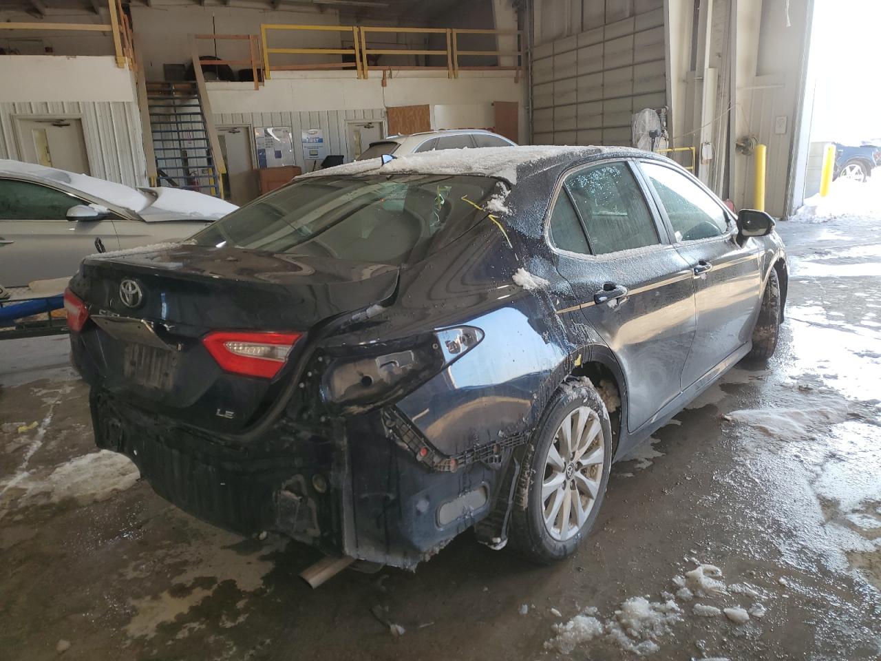 2020 Toyota Camry VIN 4T1C11AK0LU993329 Copart auction photo, rear end damage thumbnail 4