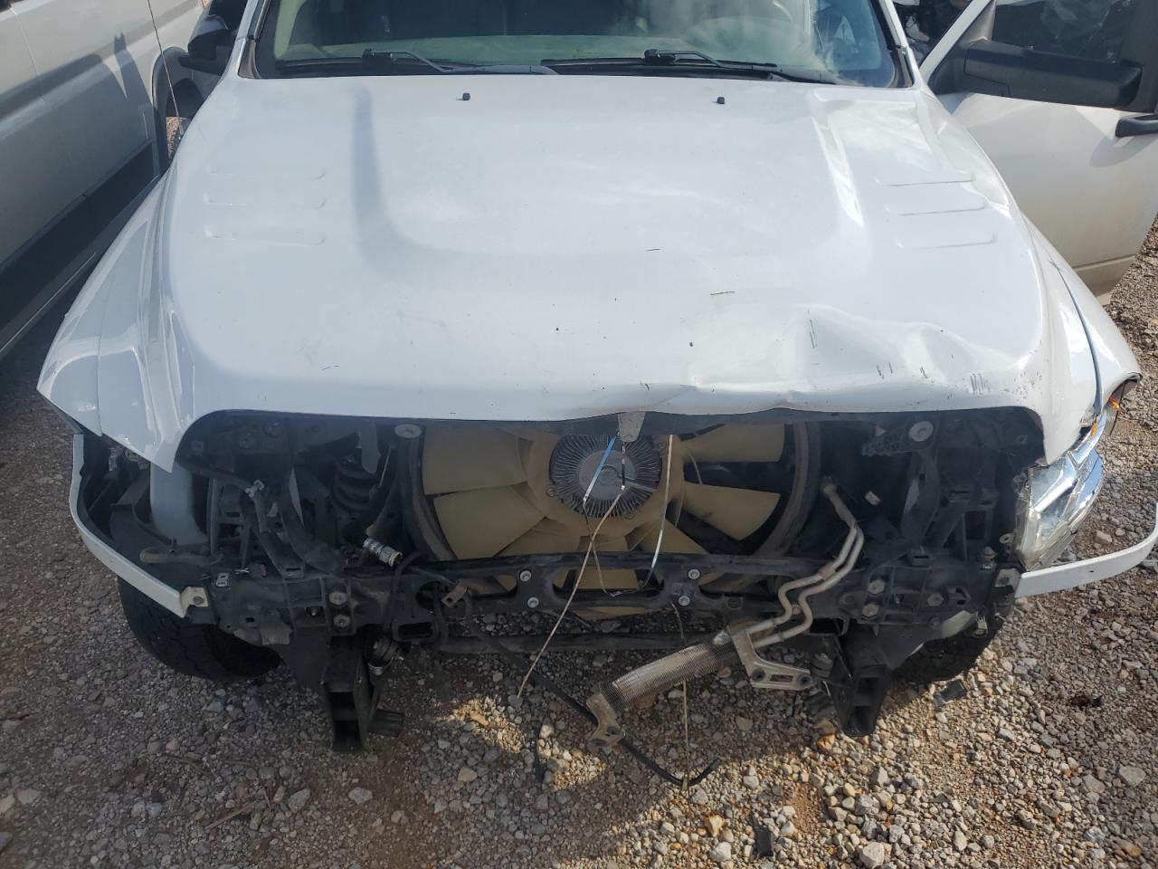 2018 RAM 3500 VIN 3C7WRTCL2JG134399 Copart auction photo, front end / side damage thumbnail 11
