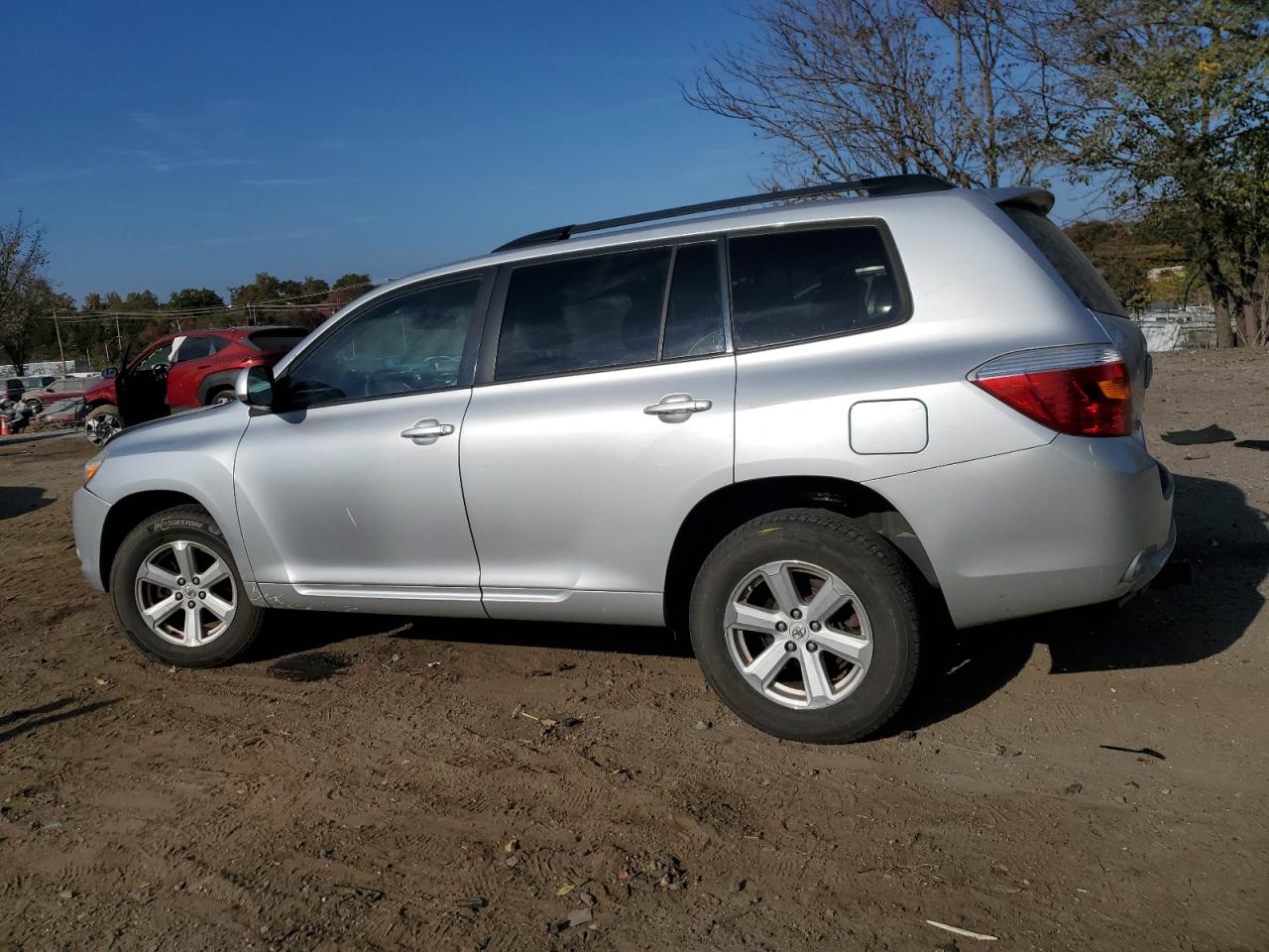 2010 Toyota Highlander VIN 5TDKK3EH2AS012667 Copart auction photo, front end / mechanical damage thumbnail 2