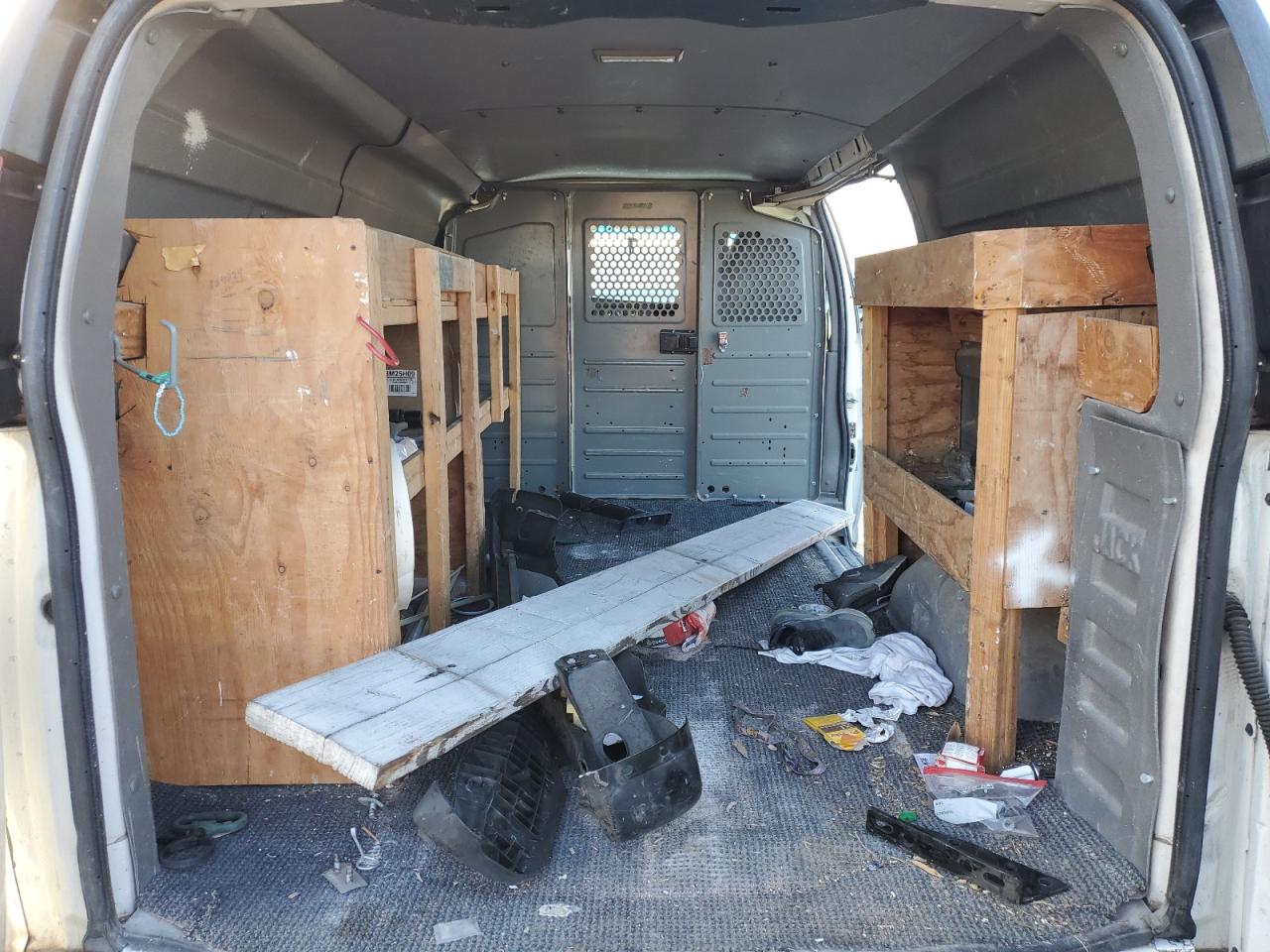 2013 Chevrolet Express VIN 1GCWGFCA1D1152236 Copart auction photo, rear end / minor dent/scratches damage thumbnail 10