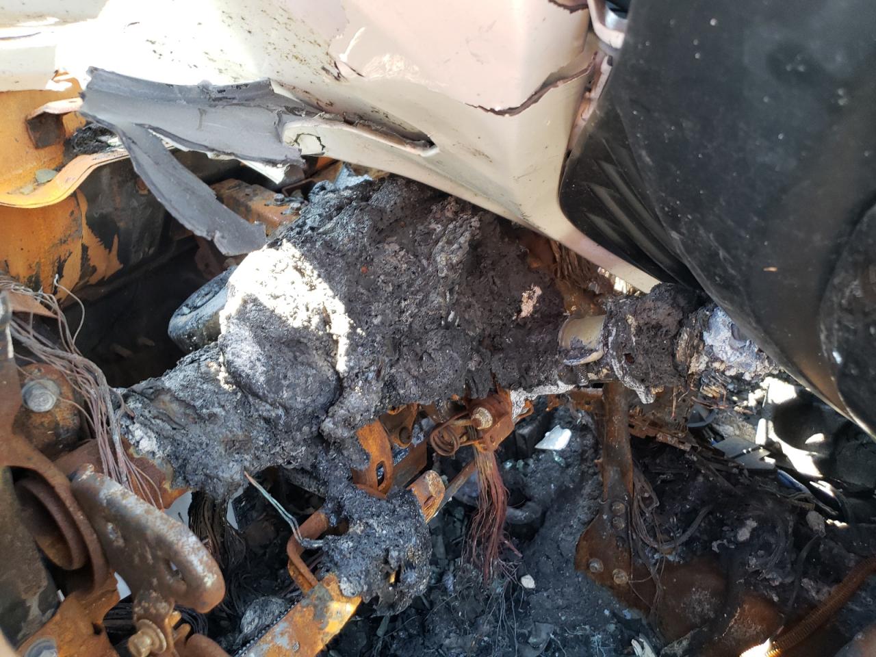 2018 KIA Soul VIN KNDJN2A24J7567290 Copart auction photo, burn damage thumbnail 9