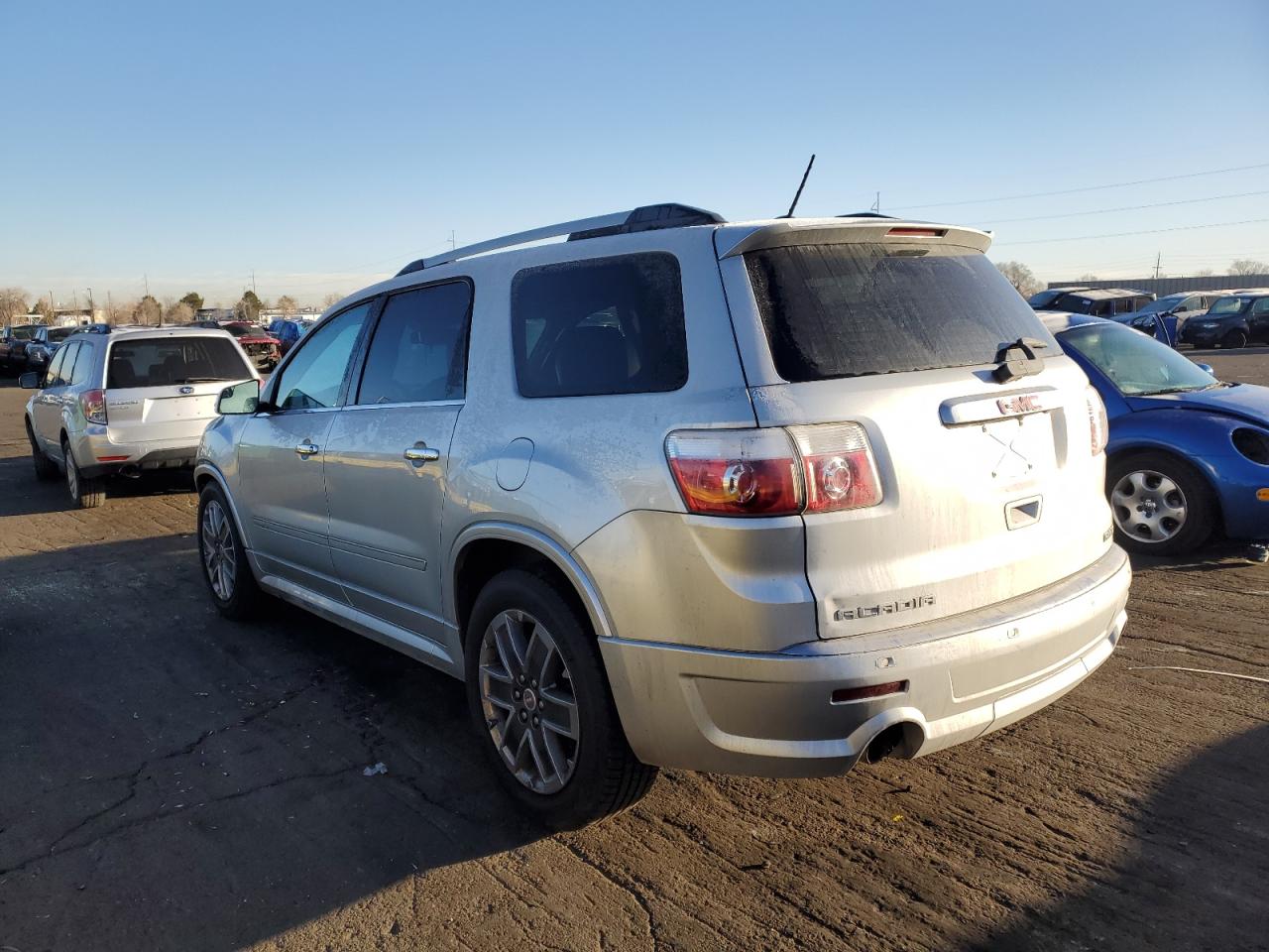 2011 GMC Acadia VIN 1GKKVTED6BJ377005 Copart auction photo, front end damage thumbnail 2