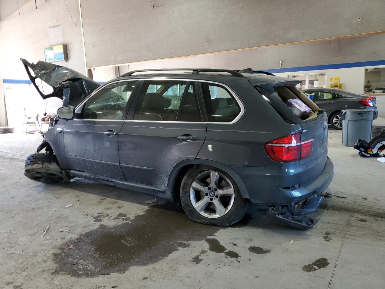 2012 BMW X5 VIN 5UXZV8C55CL424466 Copart auction photo, all over / undercarriage damage thumbnail 2